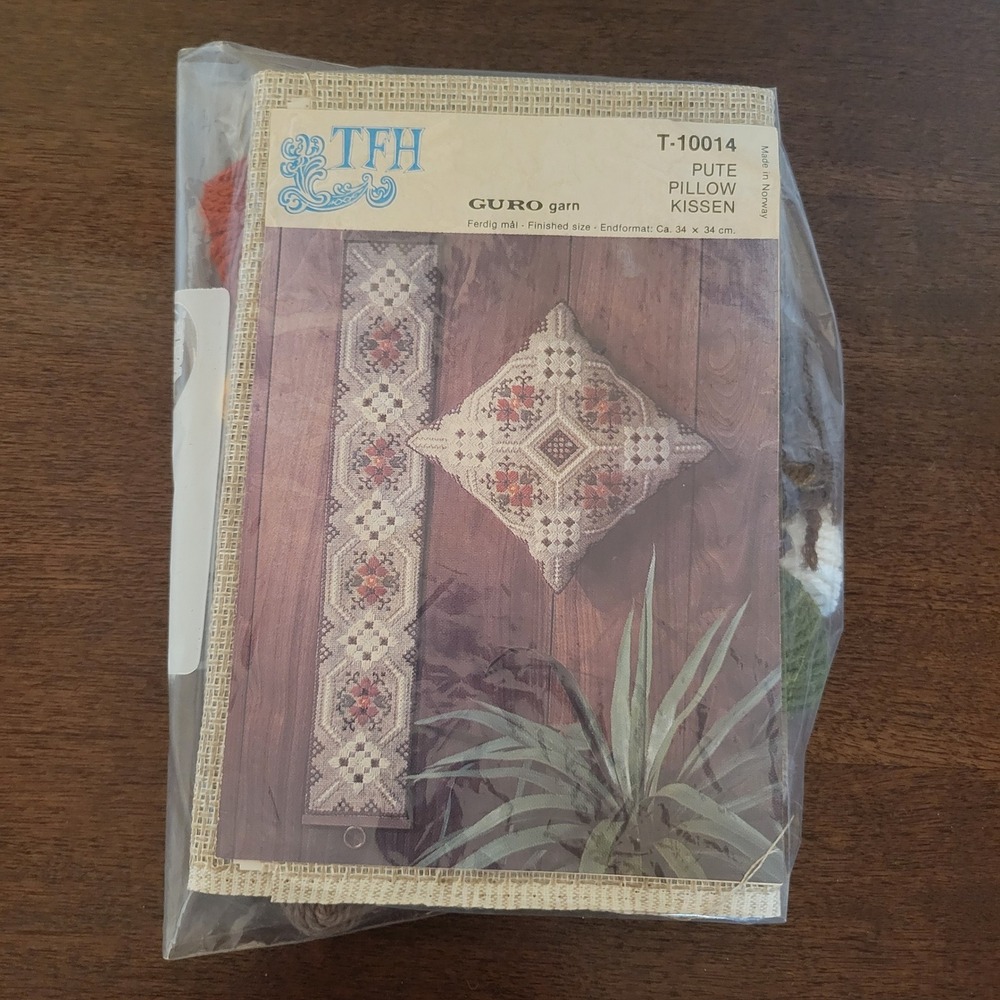 Vintage TFH Guro Garn Norway Embroidery Pillow Kit Scandinavian Folk Art